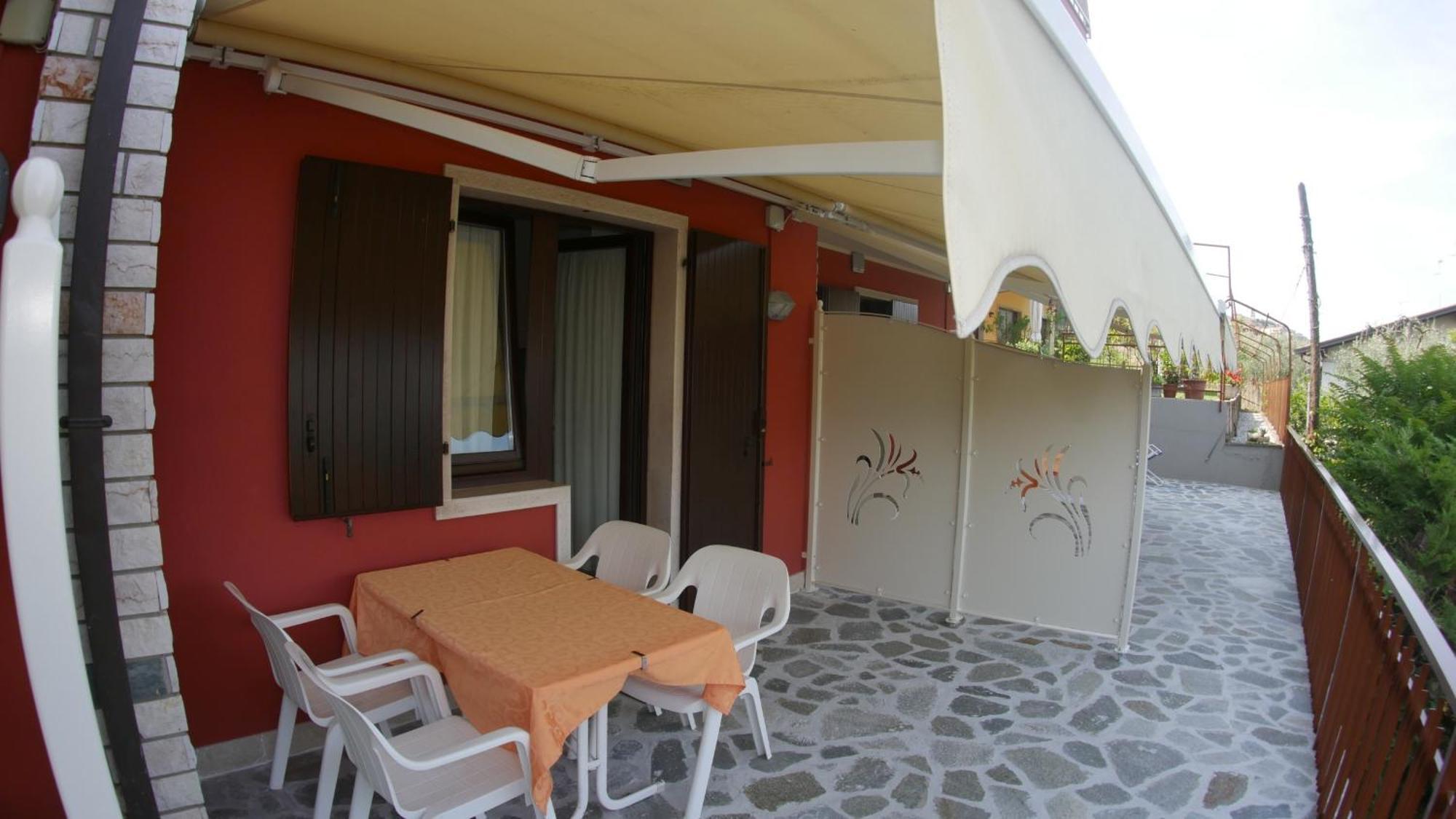 Residence Casa Maria Assenza di Brenzone Luaran gambar