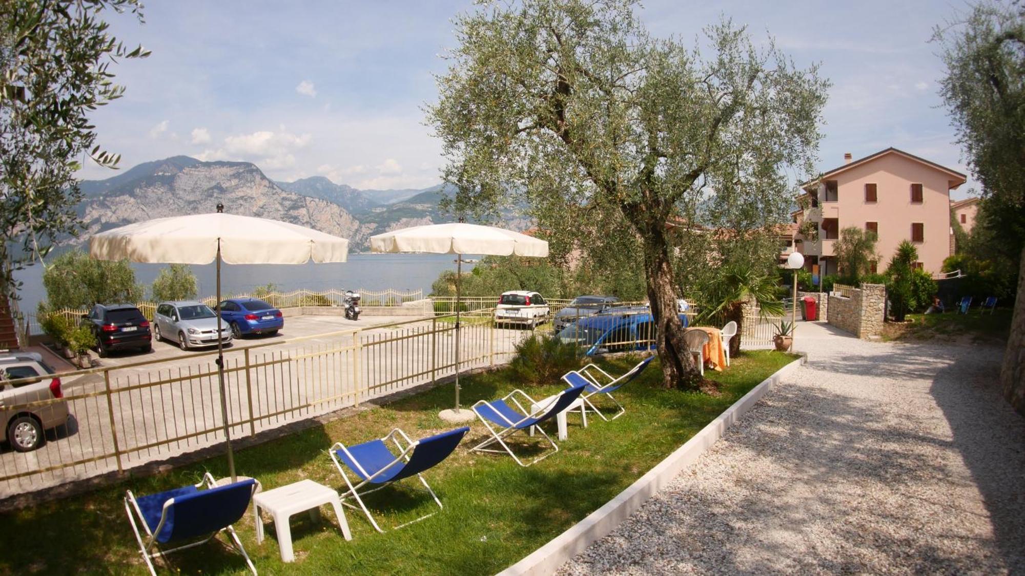 Residence Casa Maria Assenza di Brenzone Luaran gambar