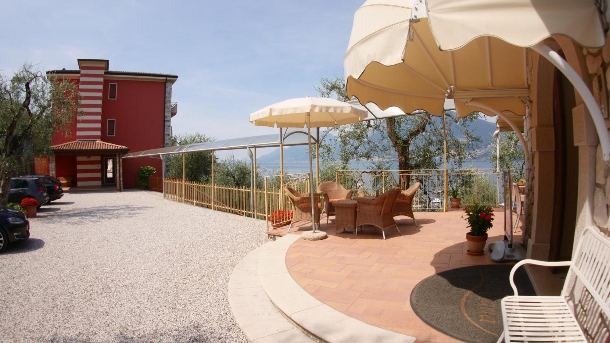 Residence Casa Maria Assenza di Brenzone Luaran gambar
