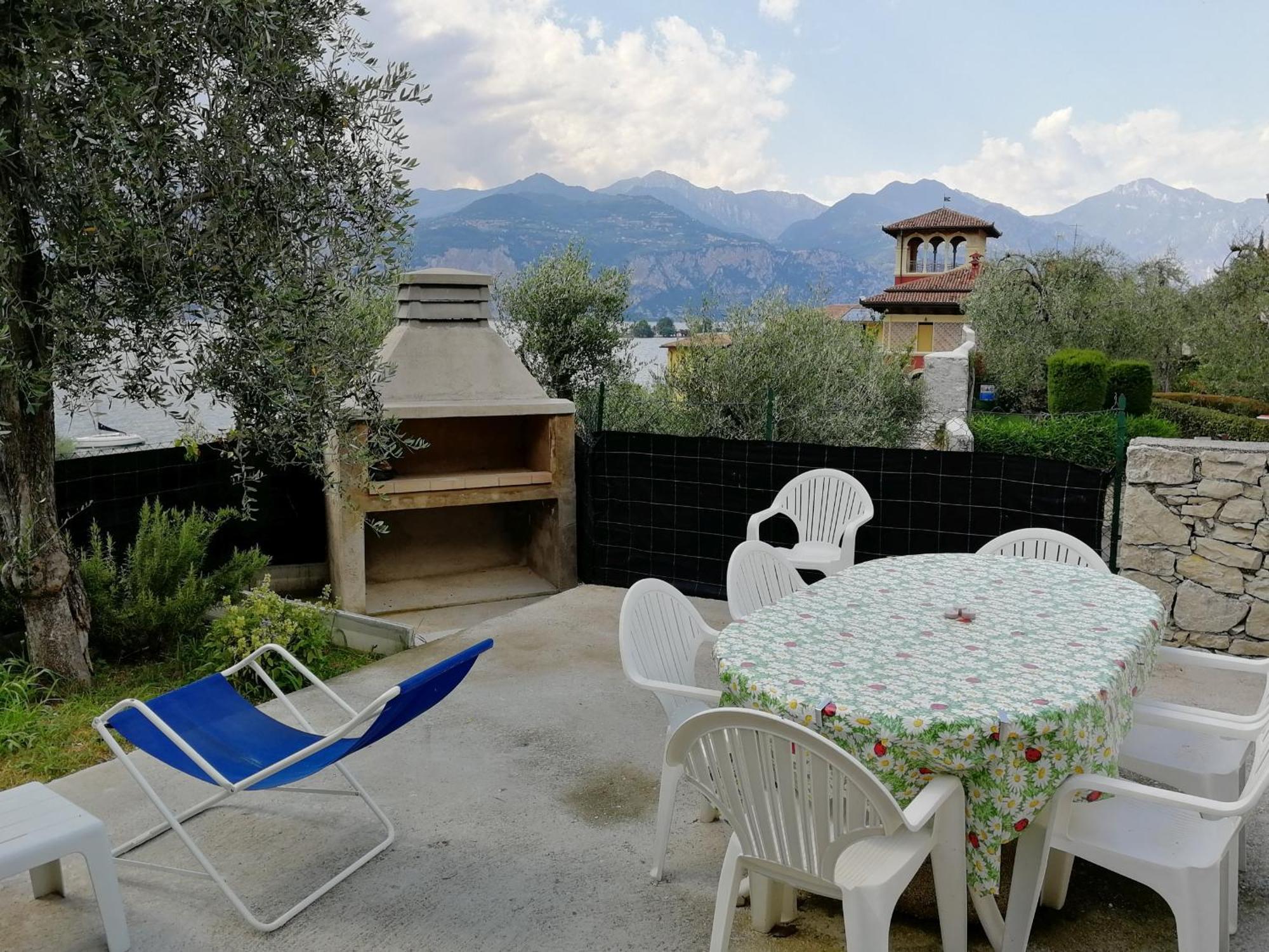 Residence Casa Maria Assenza di Brenzone Luaran gambar